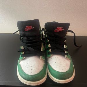 Jordan 1 green and black size 9C